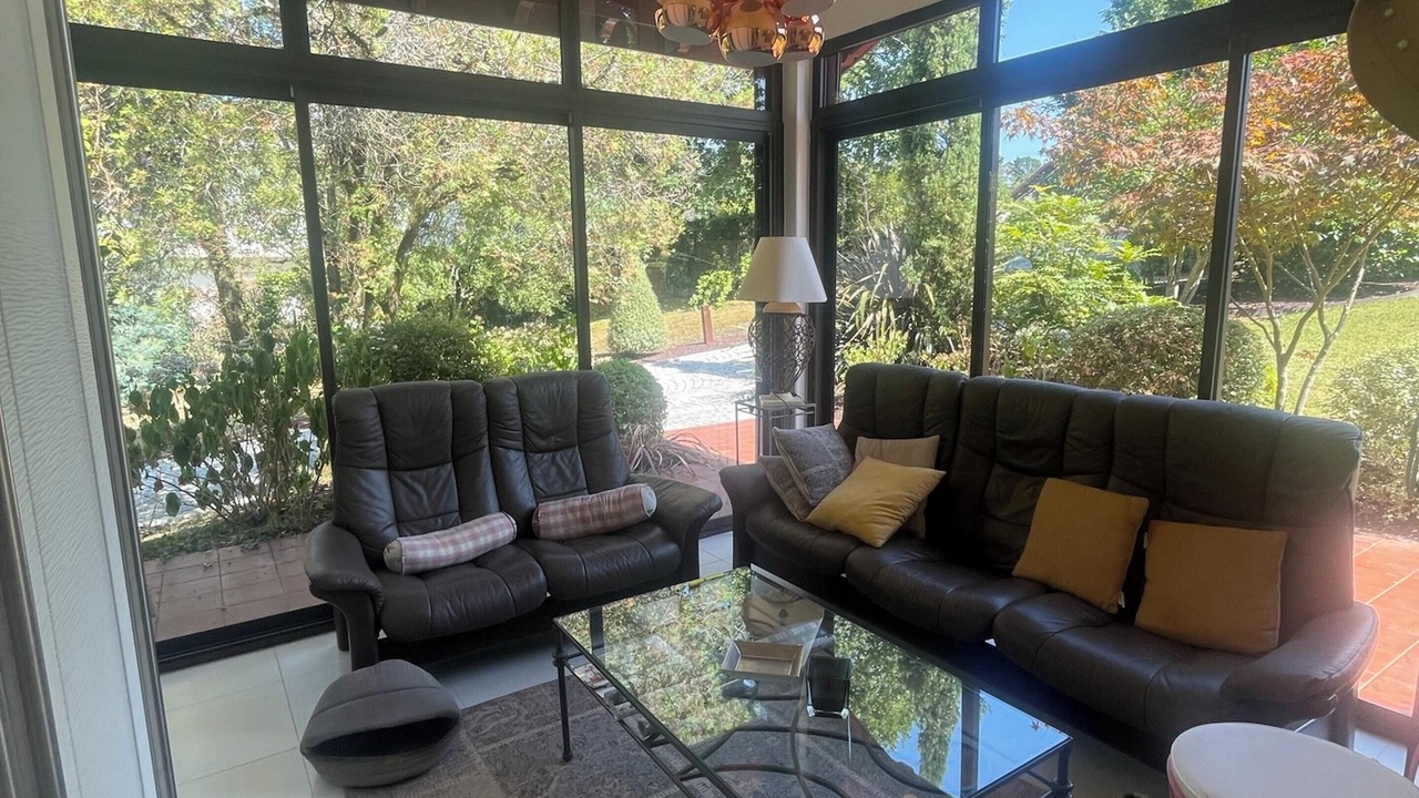 Photo of Livingroom in Arbonne