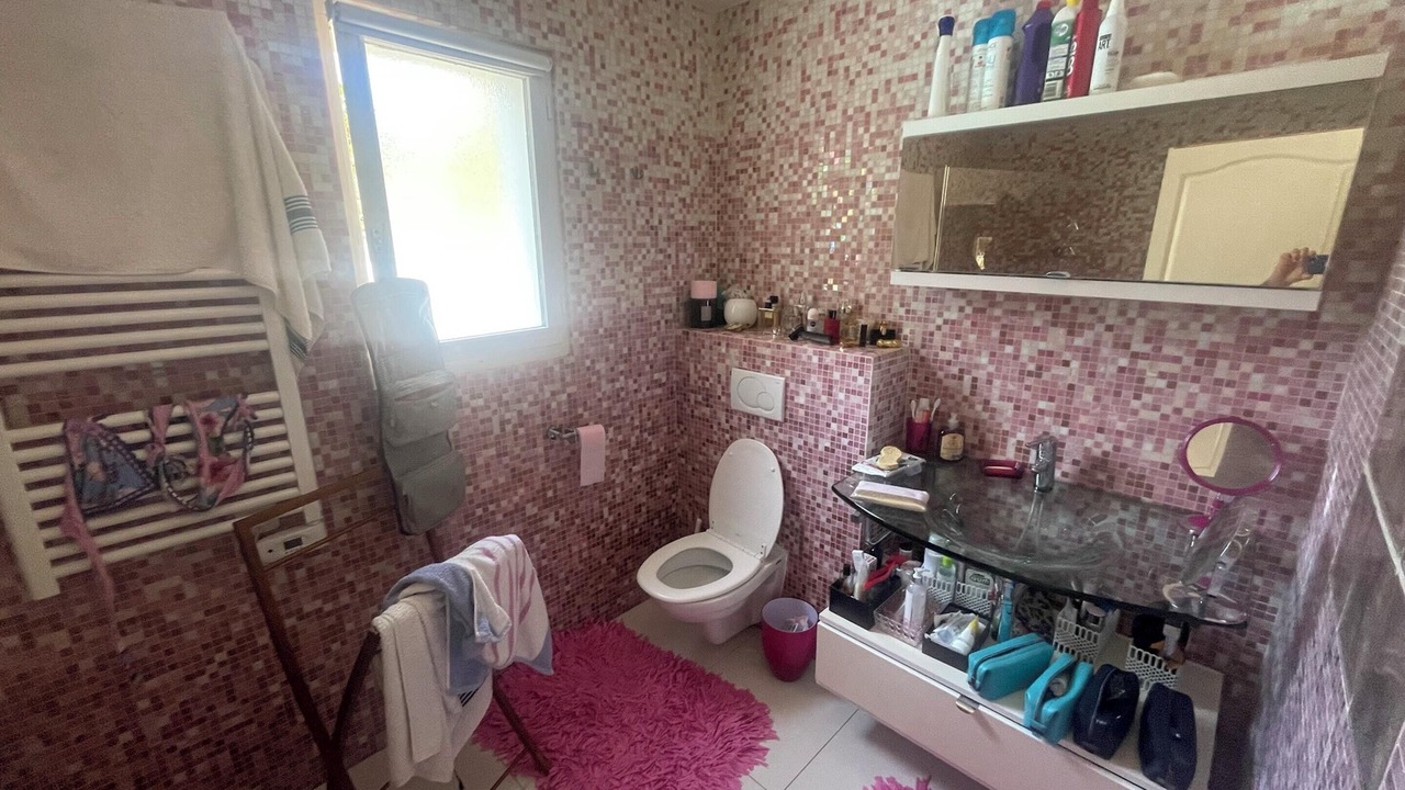 Photo of Livingroom in Arbonne