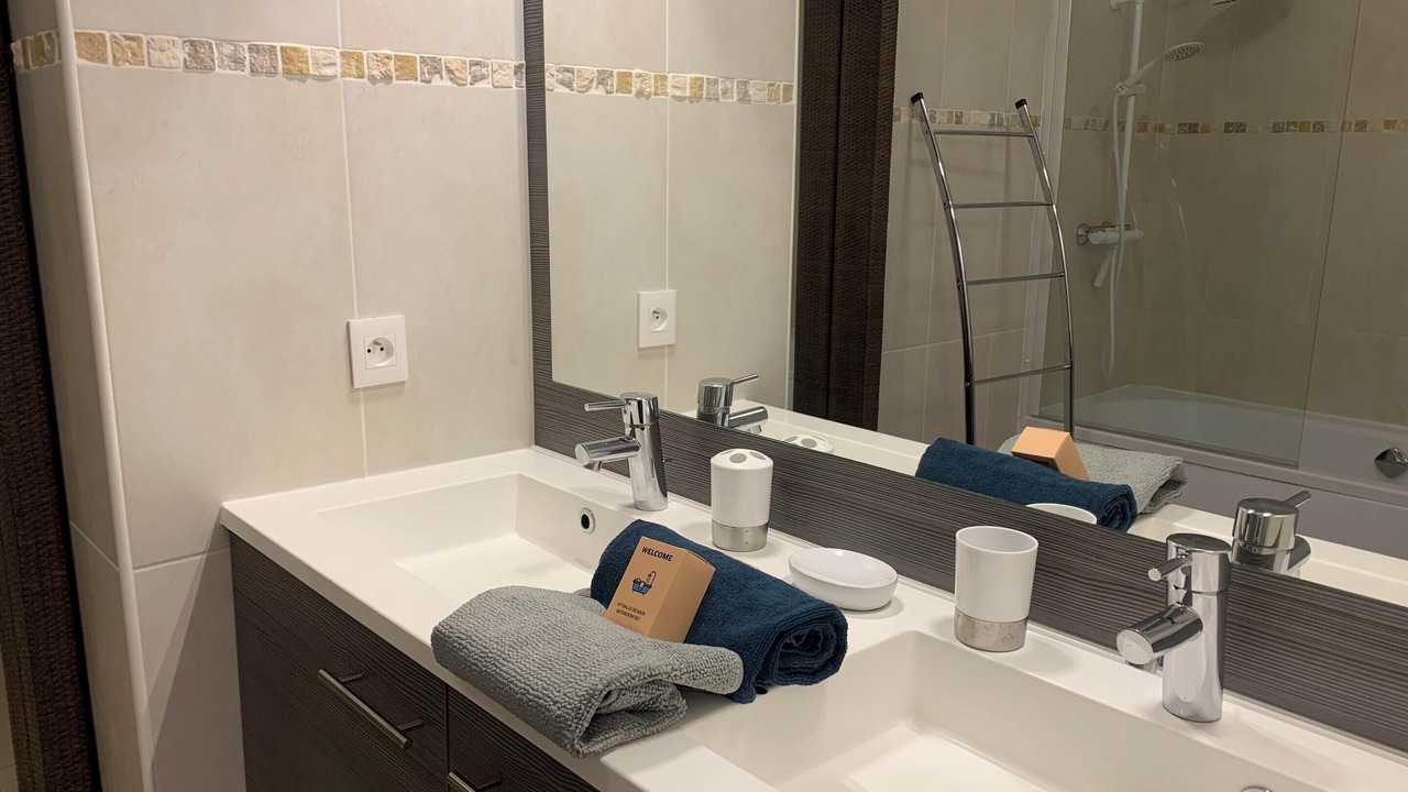 Photo of Bathroom in Saint-Victor