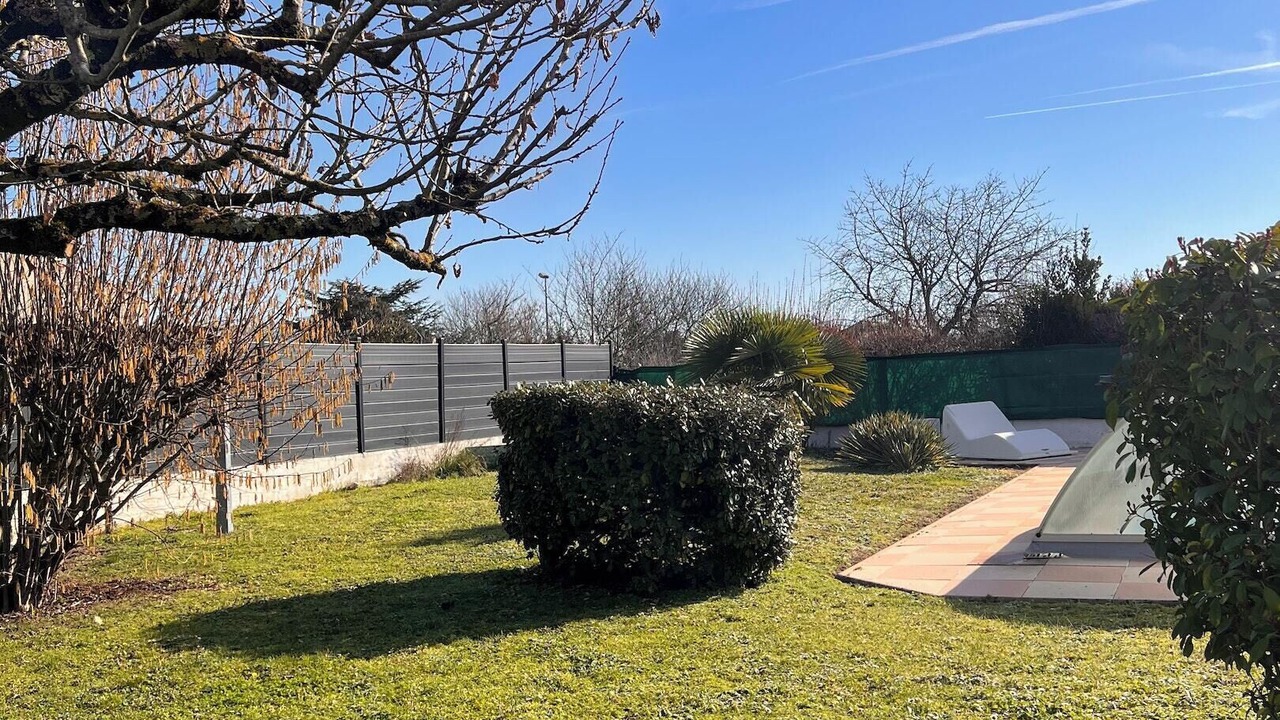 Photo of Outdoor in Saint Froult