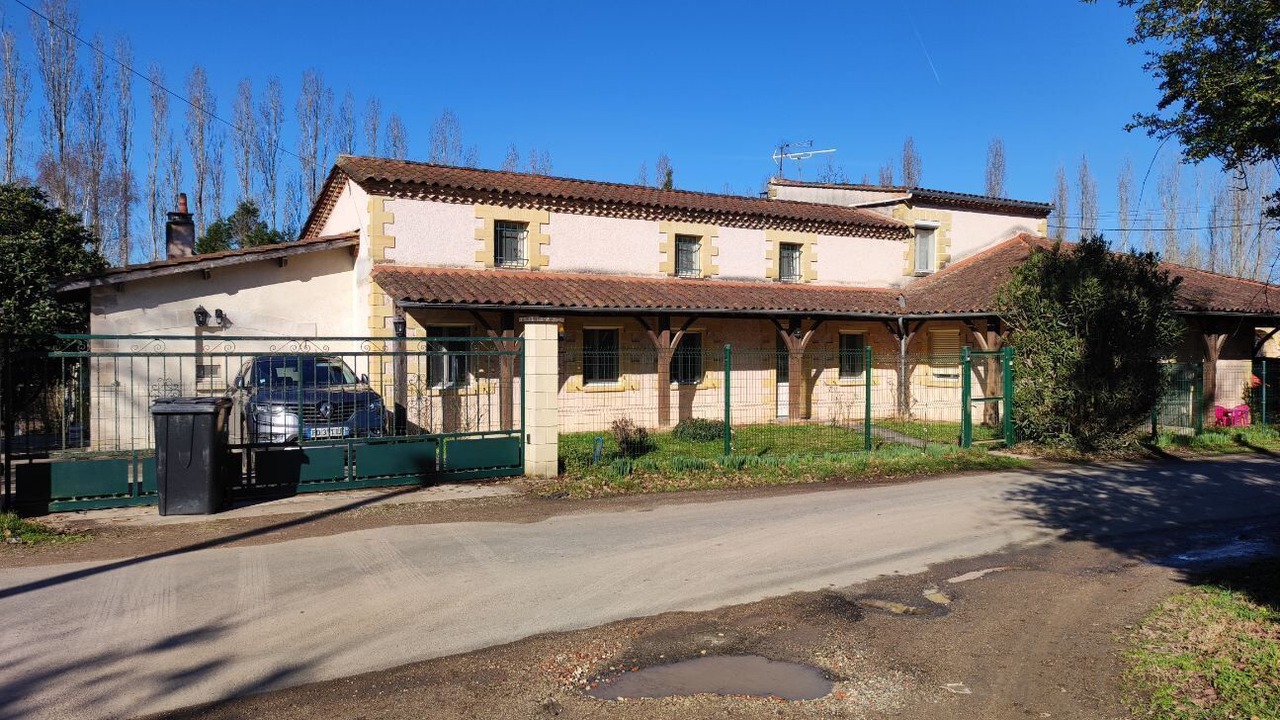 Photo of Outdoor in Sainte-Livrade-sur-Lot