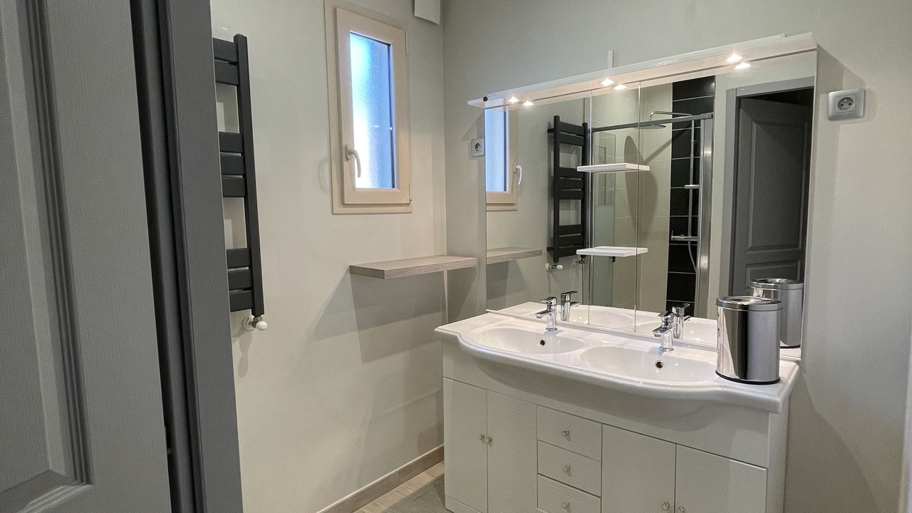 Photo of Bathroom in Sainte-Livrade-sur-Lot