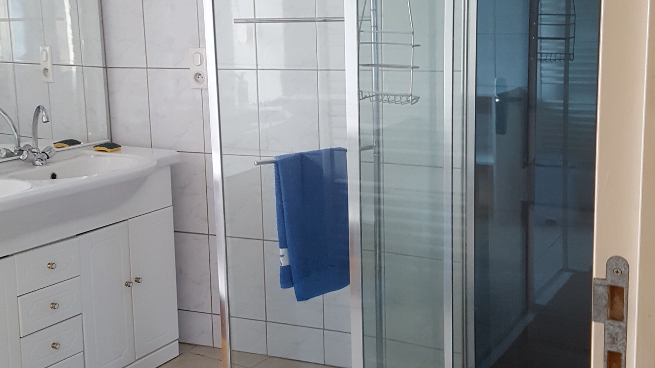 Photo of Bathroom in Montalembert