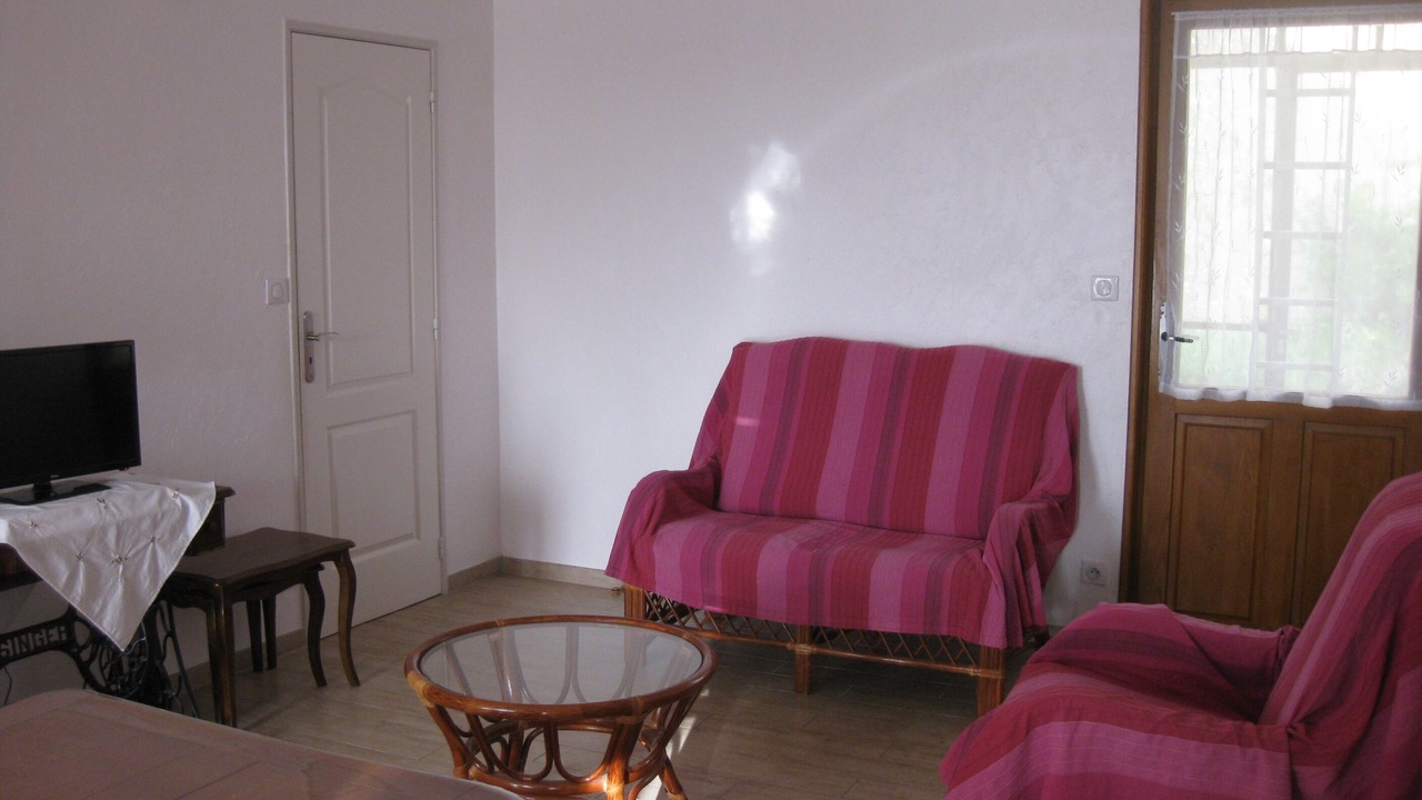 Photo of Livingroom in Rouffignac-Saint-Cernin-de-Reilhac