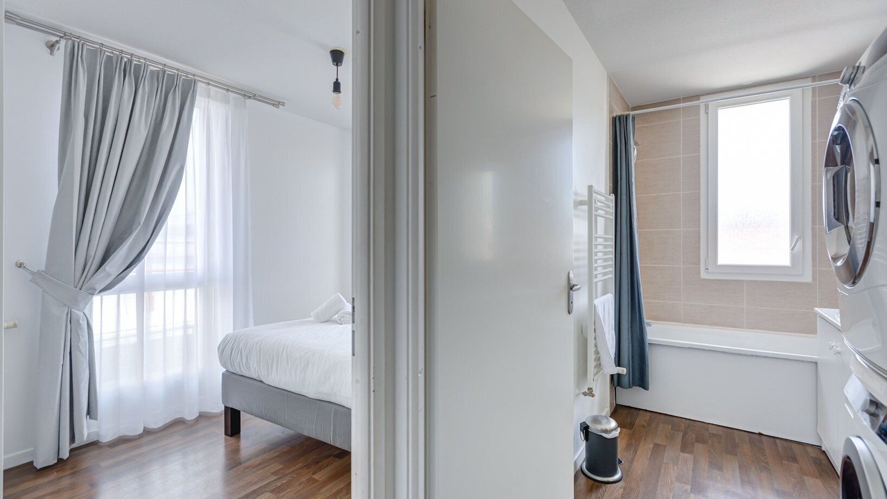 Photo of Bedroom in Bordeaux Maritime