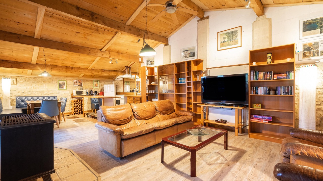 Photo of Livingroom in Gemozac