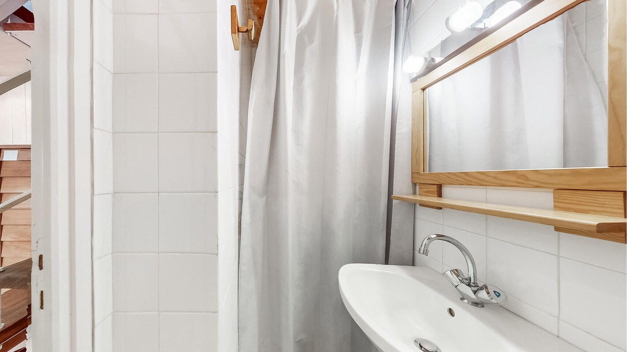 Photo of Bathroom in Ars-en-Re