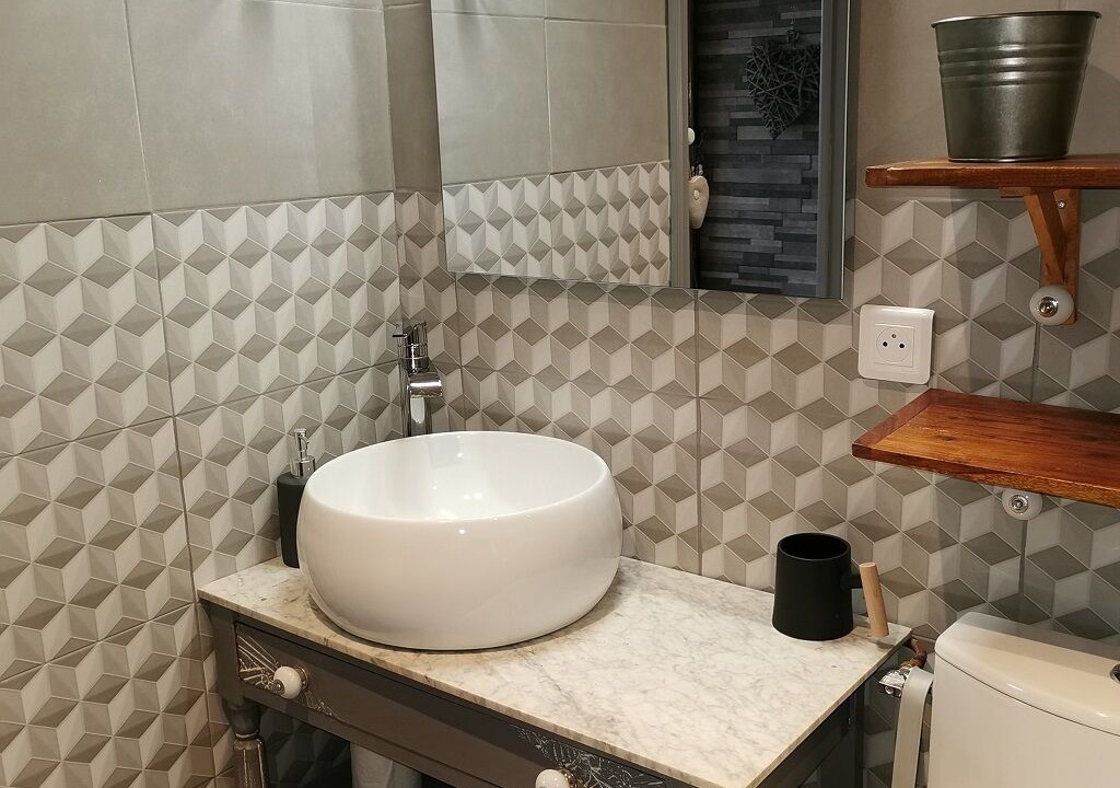 Photo of Bathroom in Frozes