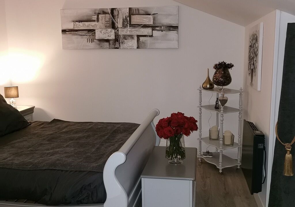 Photo of Bedroom in Frozes