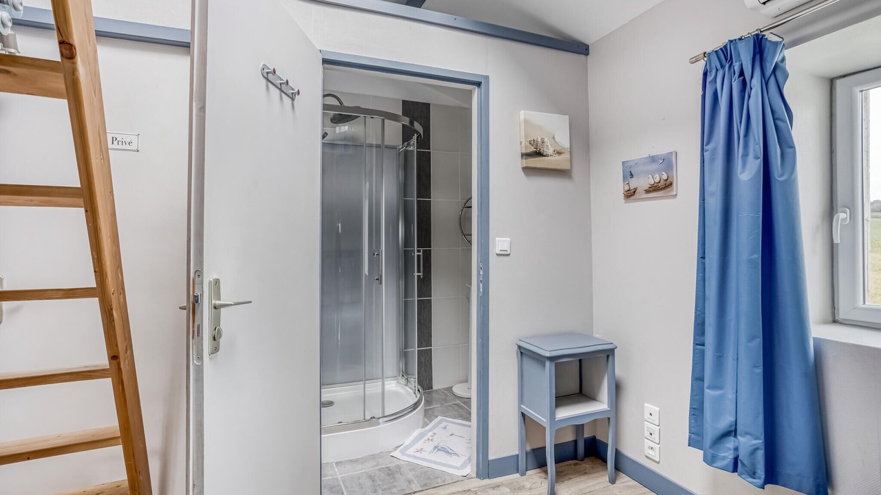 Photo of Bathroom in Scorbe-Clairvaux