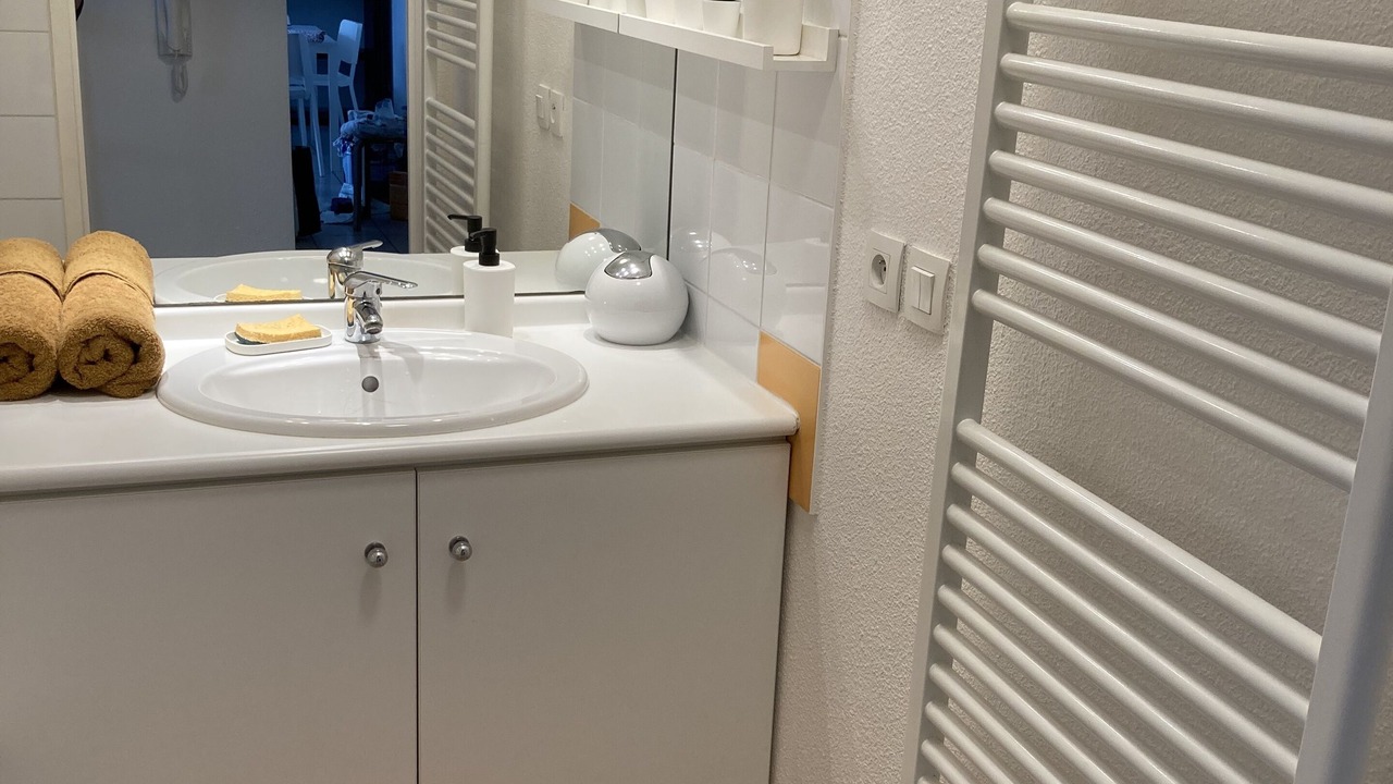Photo of Bathroom in Saint-Medard-en-Jalles