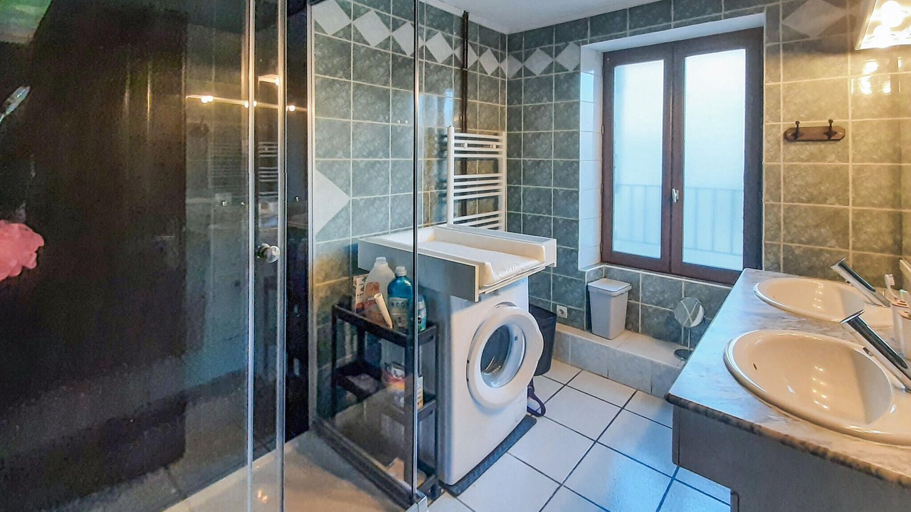 Photo of Bathroom in Cenac-et-Saint-Julien