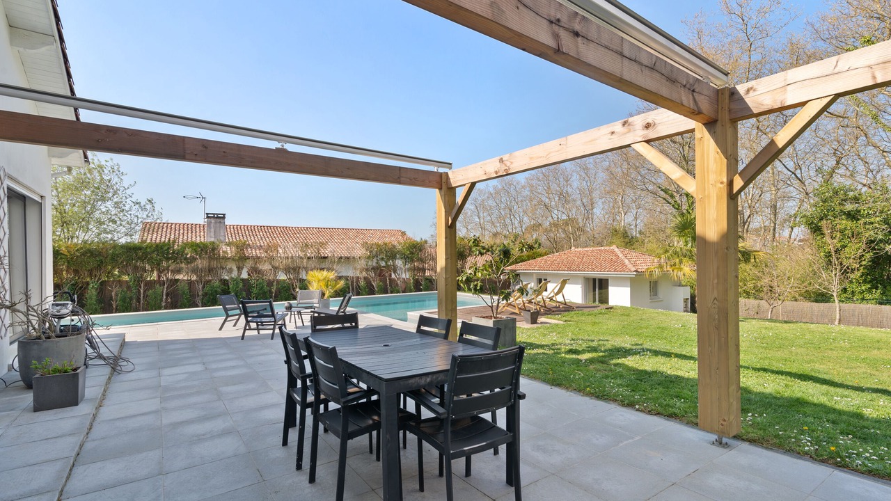Photo of Outdoor in Bayonne