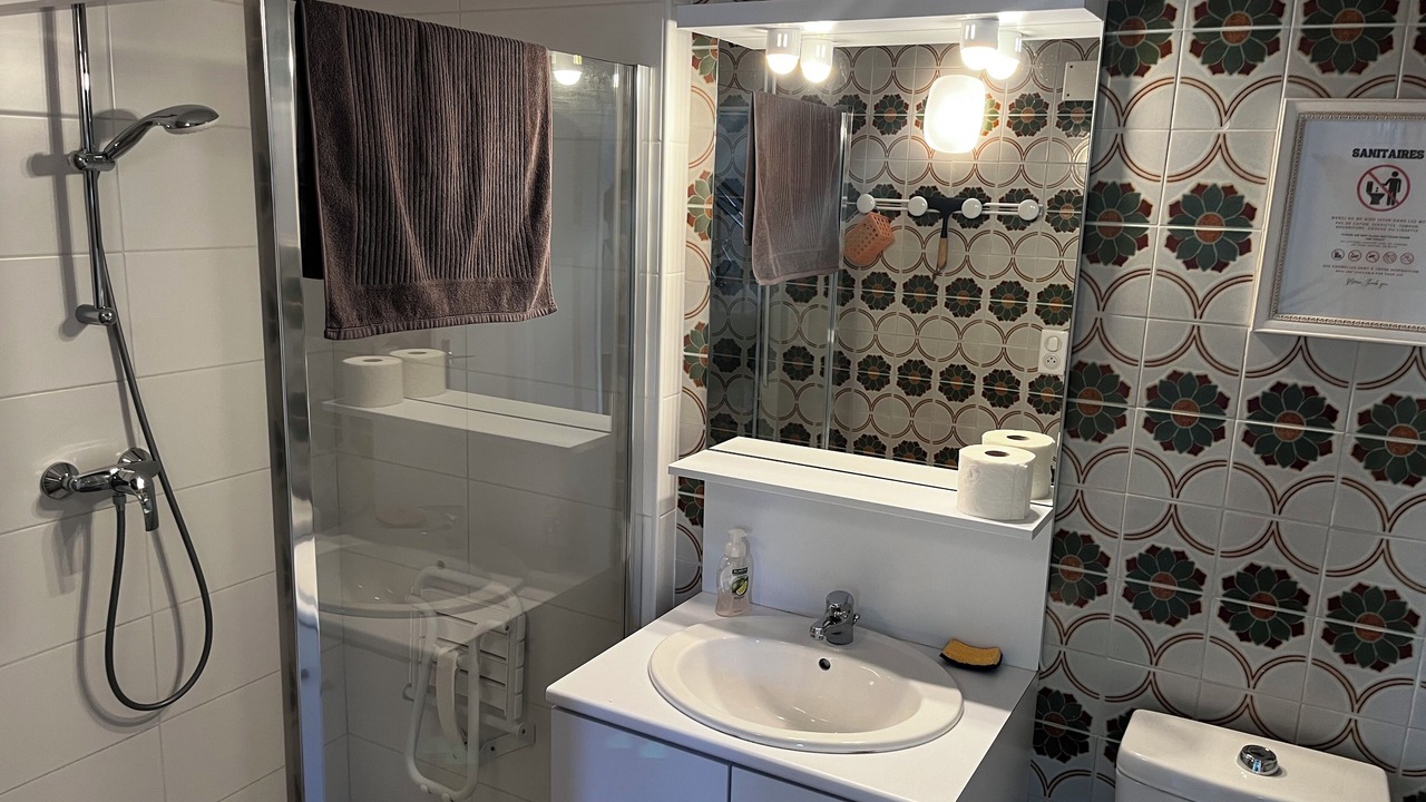 Photo of Bathroom in Manaurie