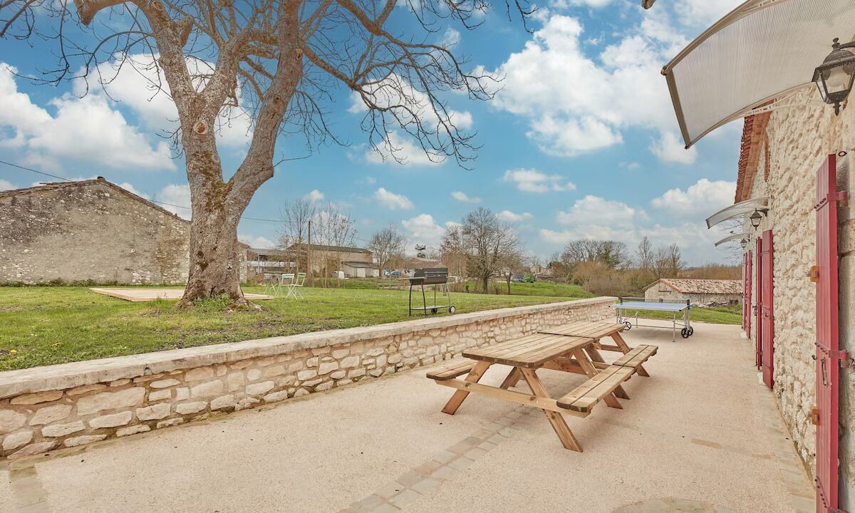 Photo of Outdoor in Saint-Aubin-de-Cadelech