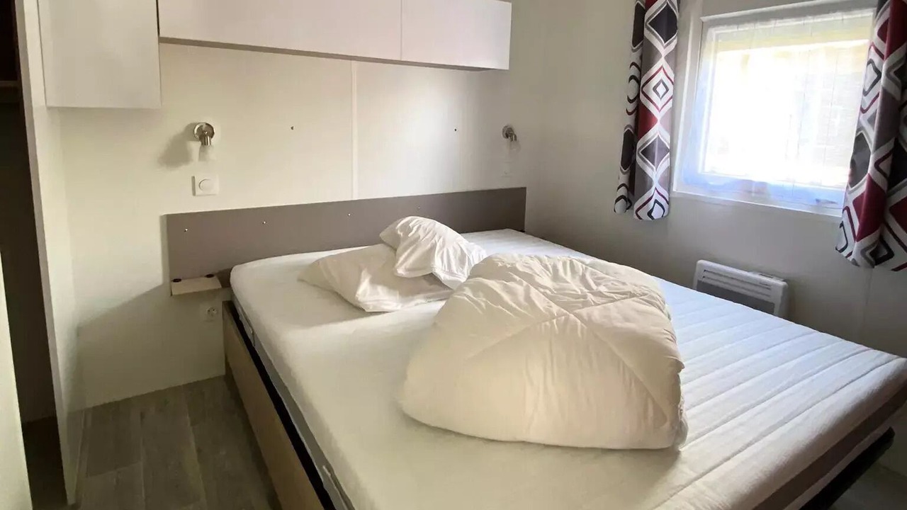 Photo of Bedroom in Saint-Paul-en-Born