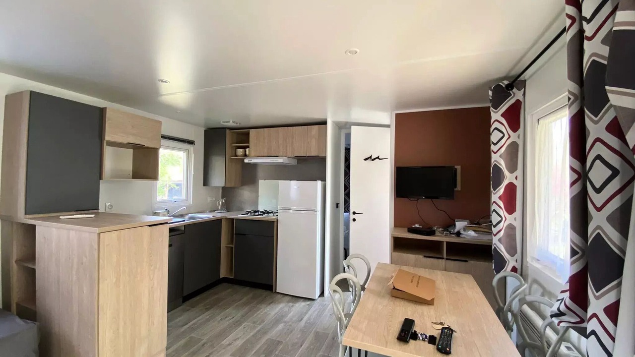 Photo of Kitchen in Saint-Paul-en-Born