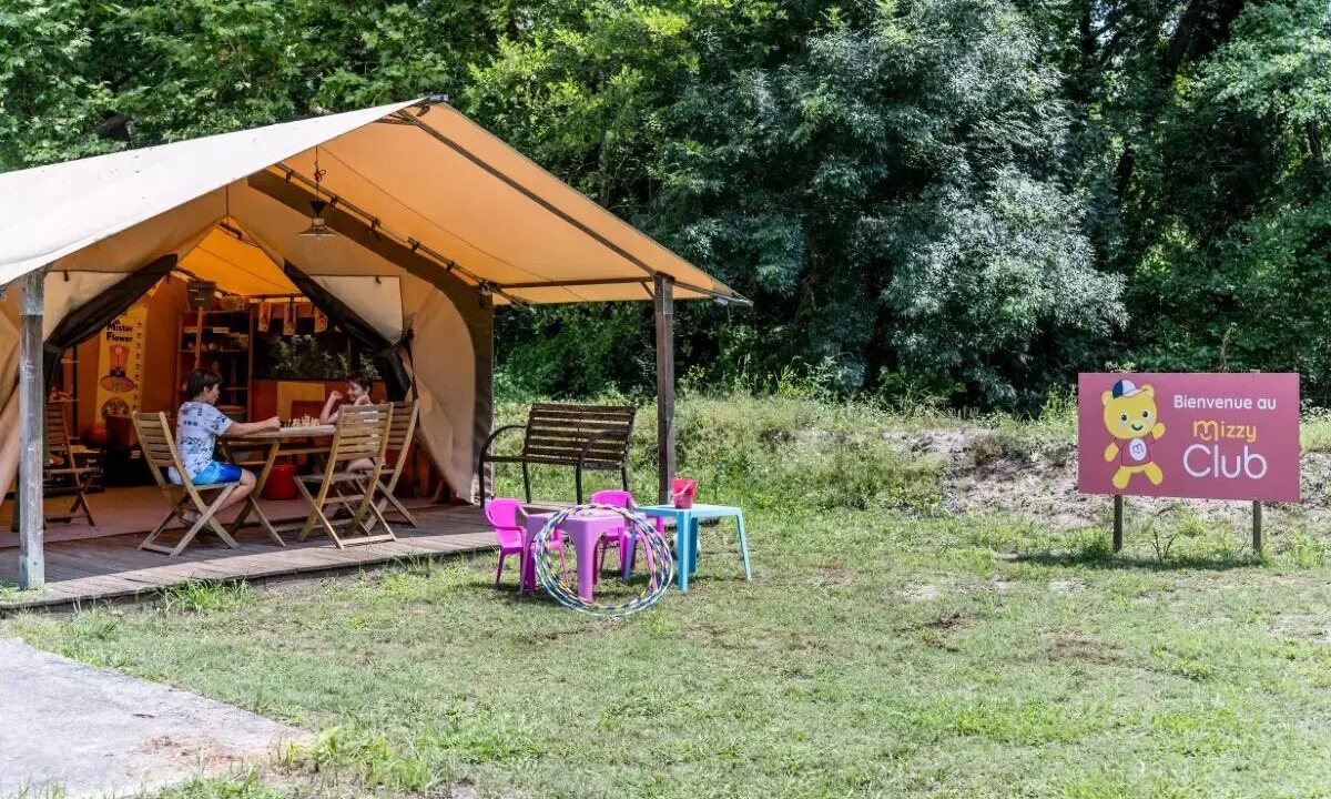 Photo of Outdoor in Saint-Paul-en-Born