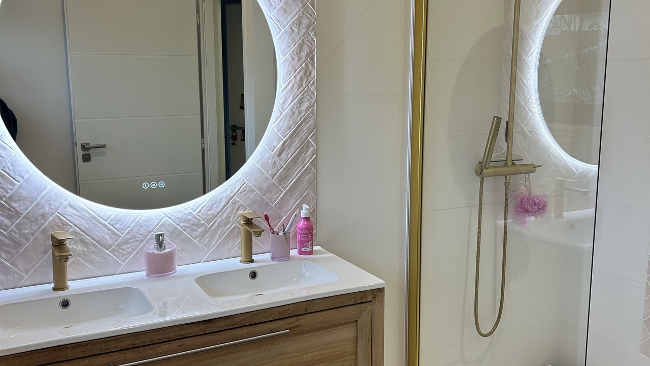 Photo of Bathroom in Merignac