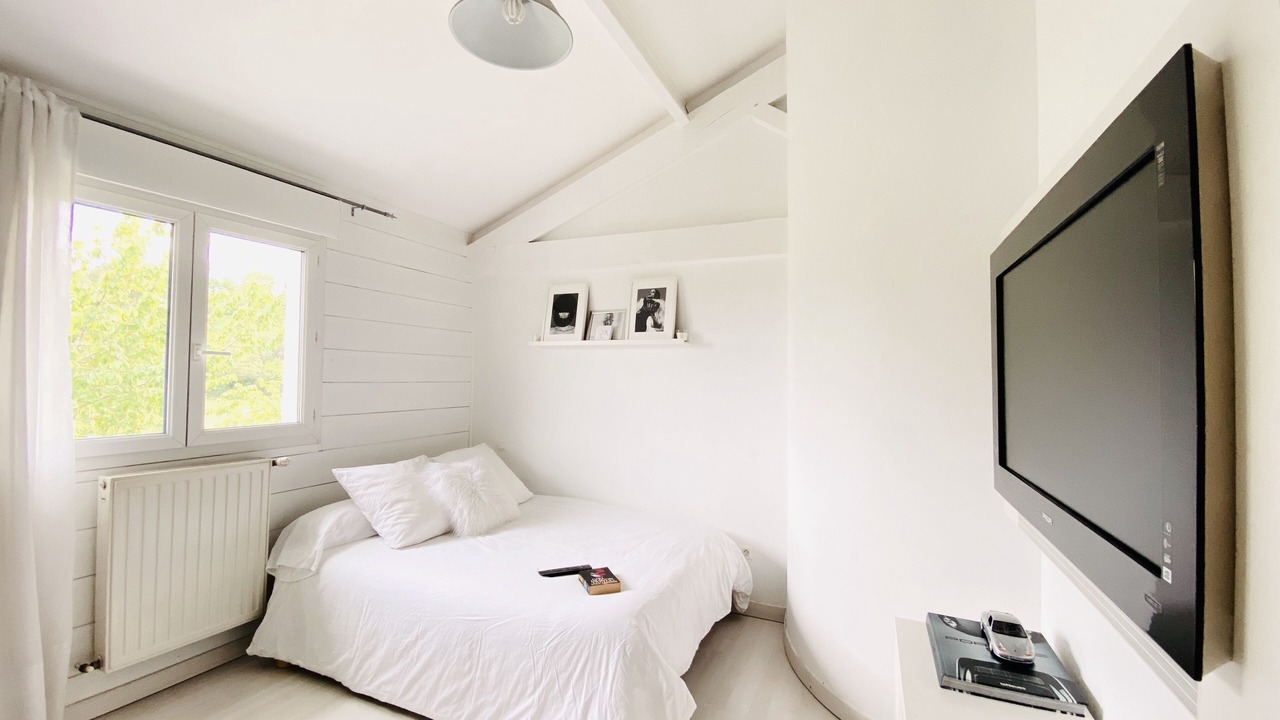 Photo of Bedroom in Genissac