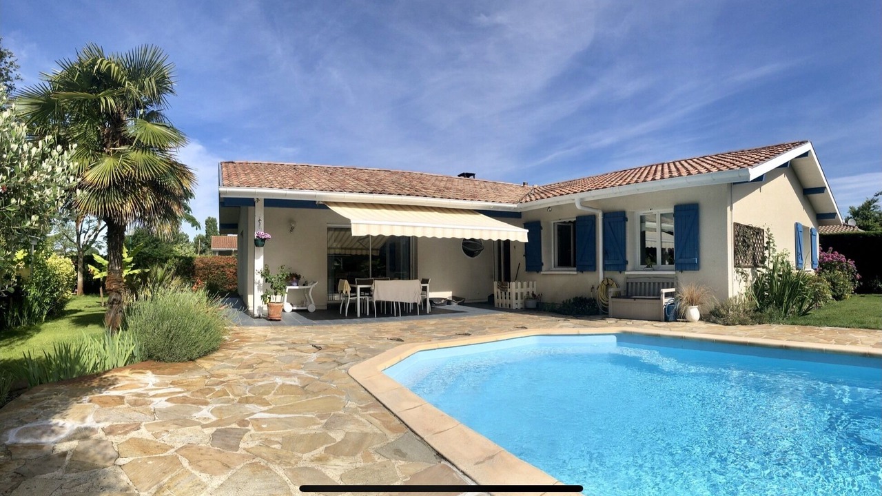 Photo of Outdoor in Messanges
