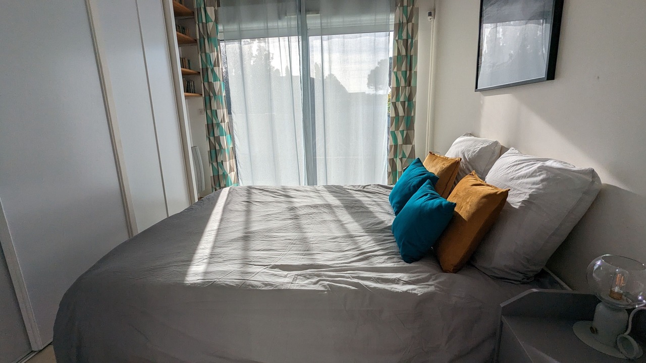 Photo of Bedroom in Messanges