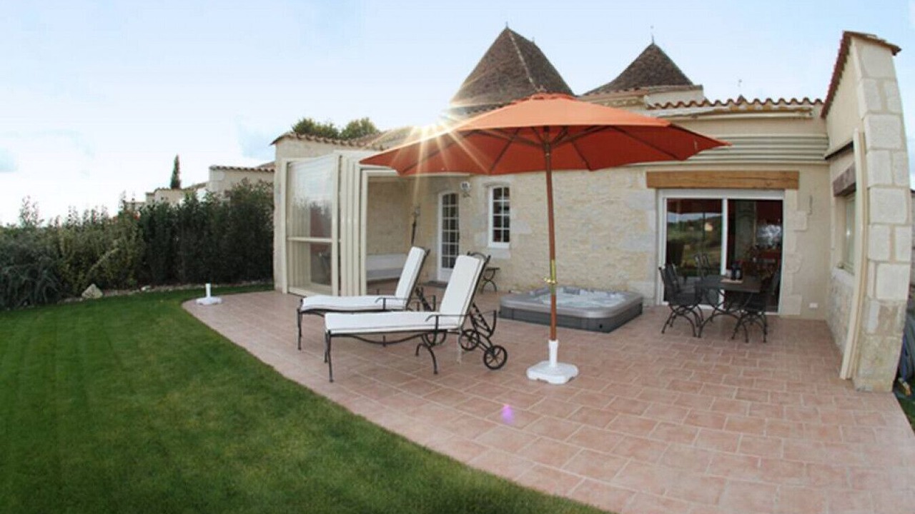 Photo of Patio Balcony in Fougueyrolles