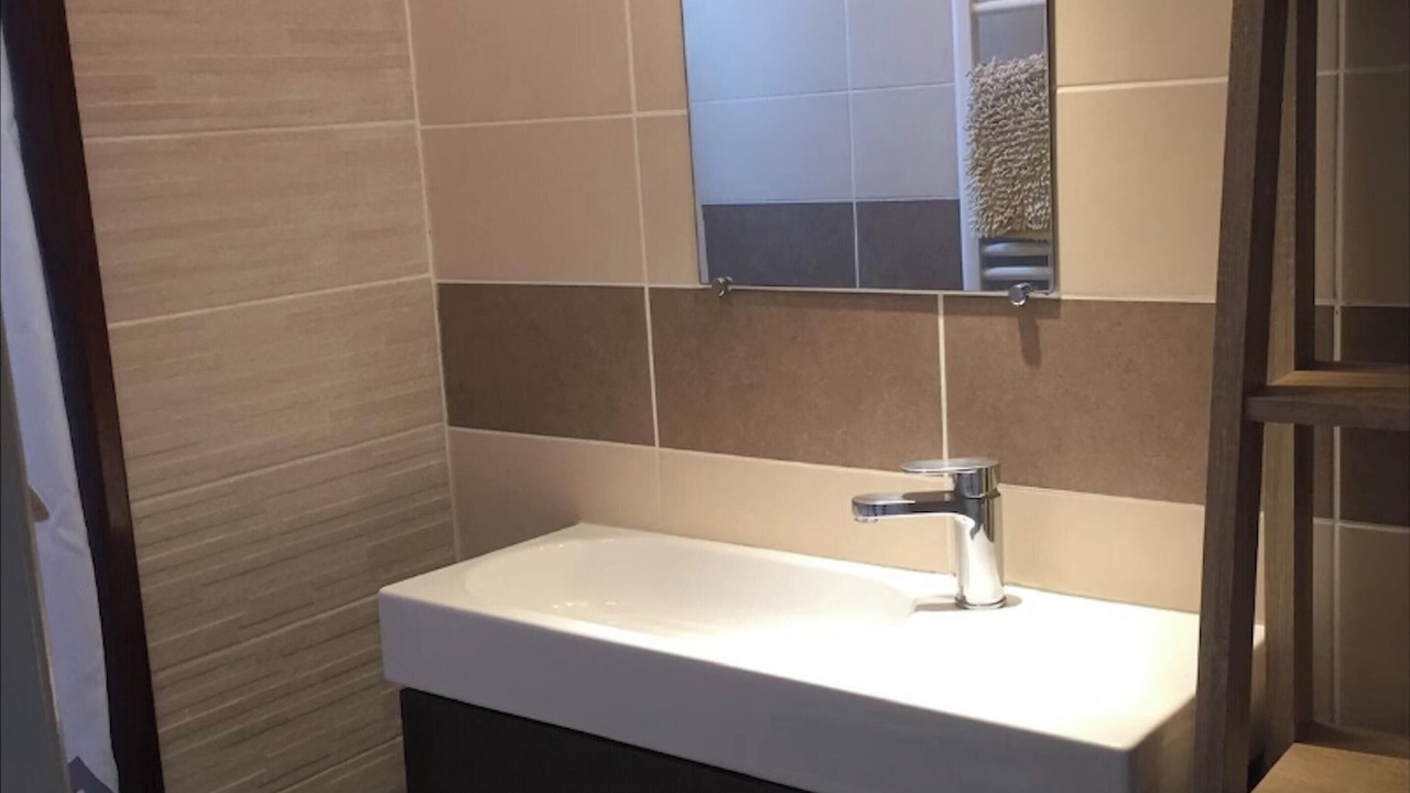 Photo of Bathroom in Port District