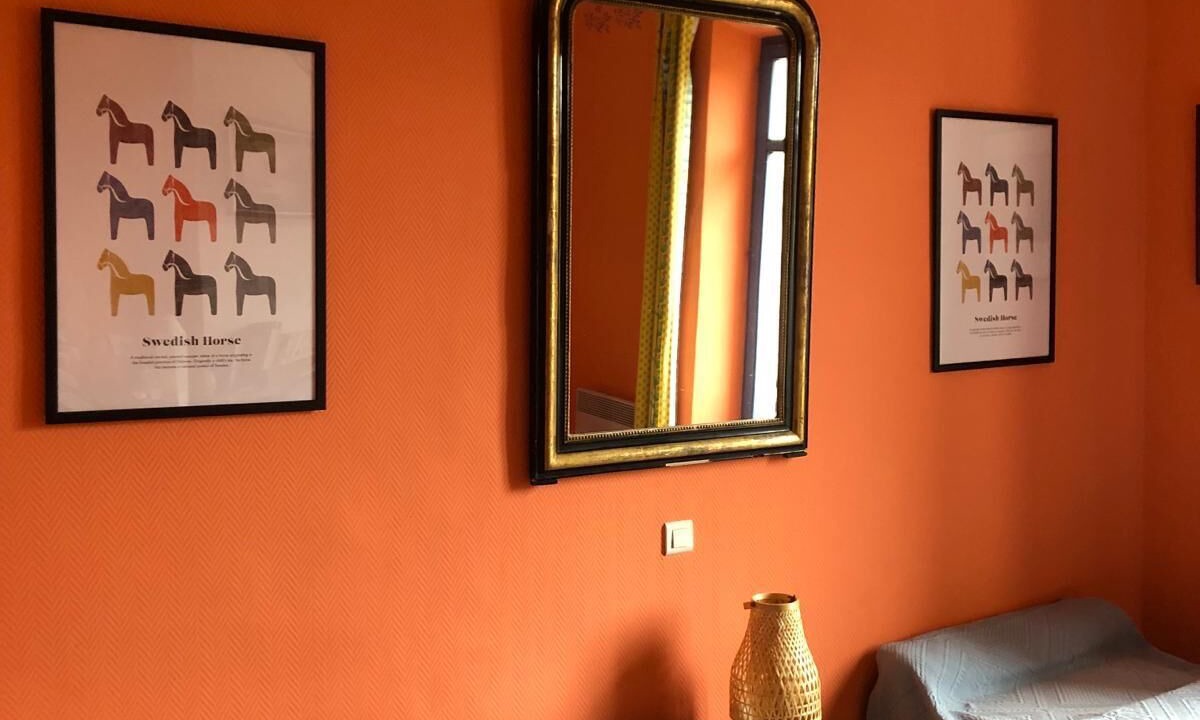 Photo of Bedroom in Entrechaux