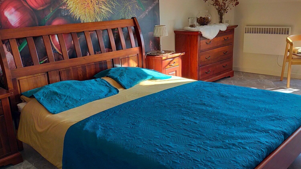 Photo of Bedroom in Crozant