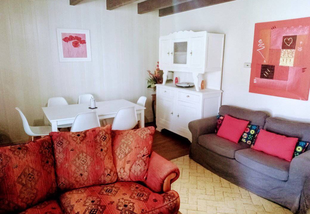 Photo of Livingroom in Les Salles Lavauguyon