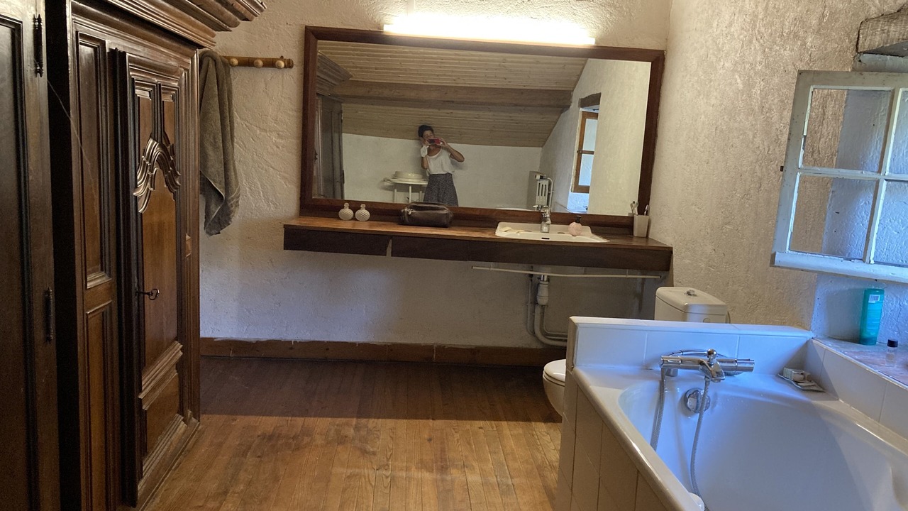 Photo of Bathroom in Lamothe-Montravel