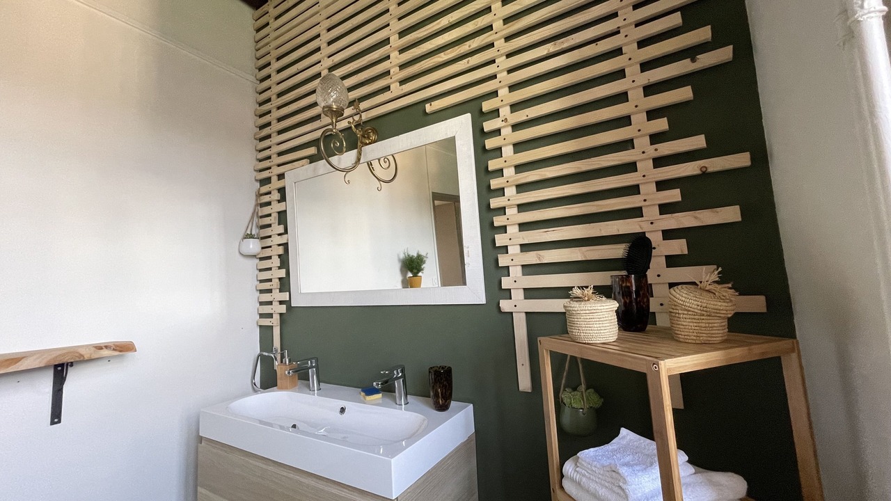 Photo of Bathroom in Livron