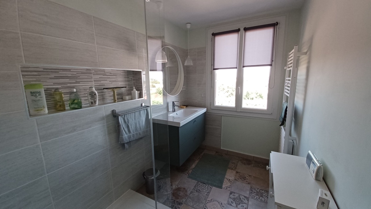 Photo of Bathroom in Rochefort