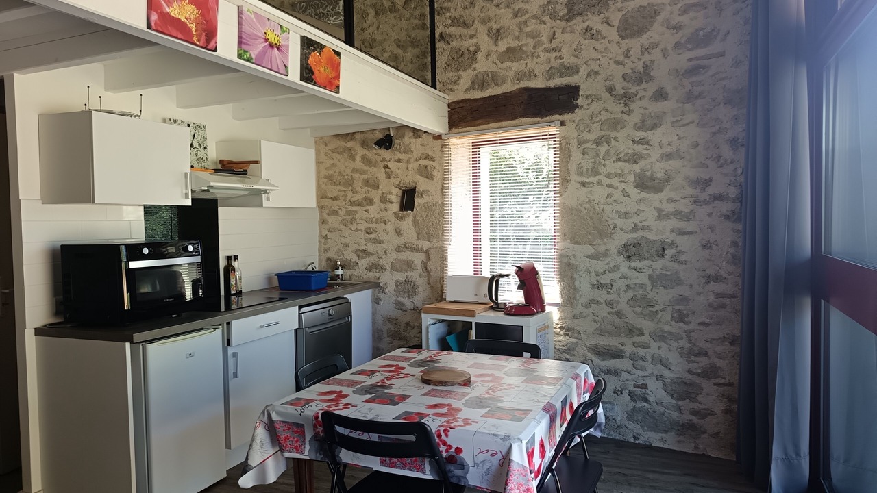 Photo of Kitchen in Dieulivol