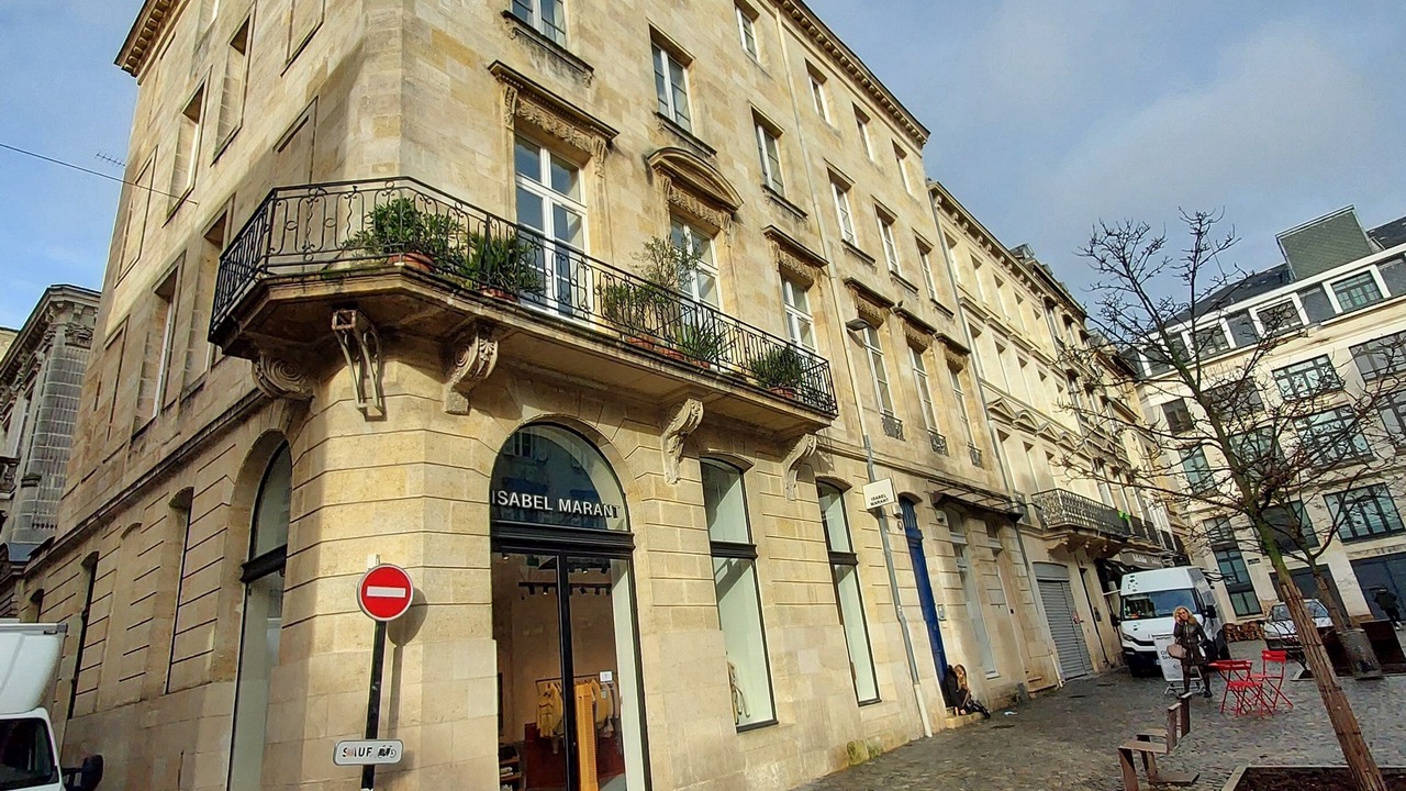 Photo of Outdoor in Hotel de Ville - Quinconces