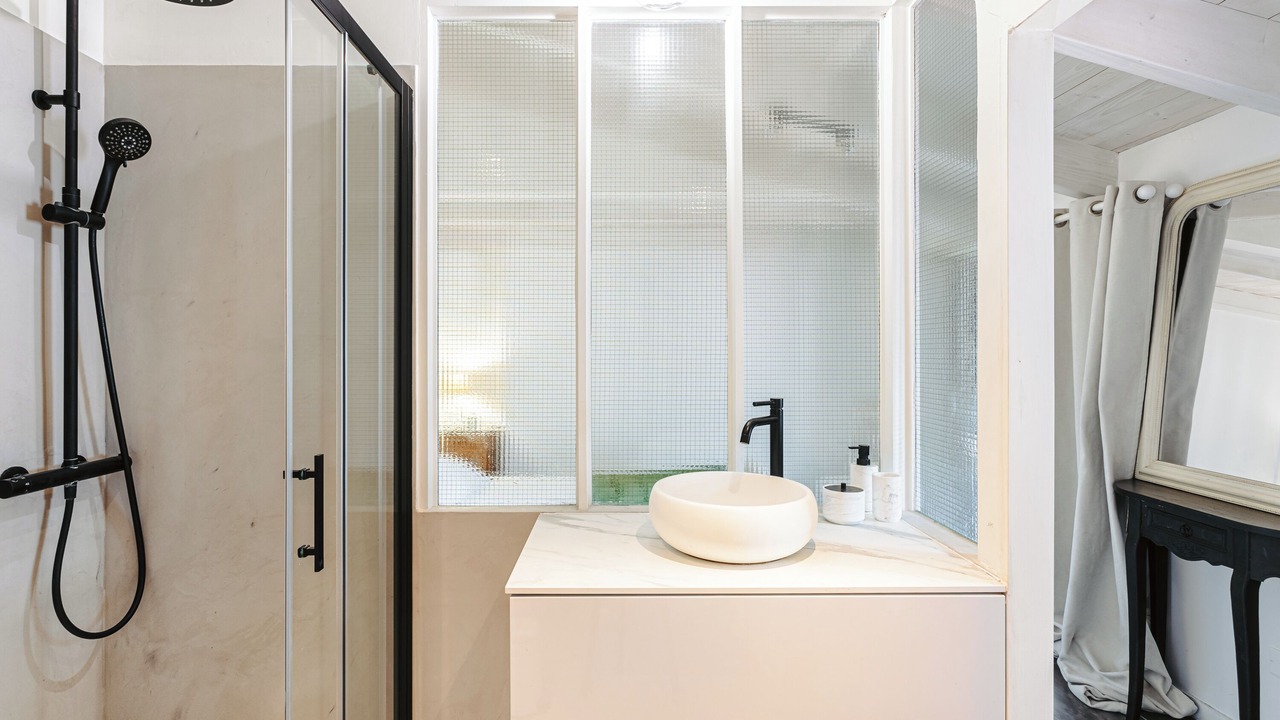 Photo of Bathroom in La Flotte