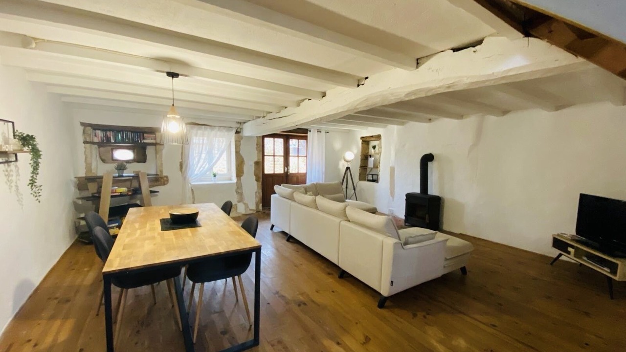 Photo of Livingroom in La Chapelle-Pouilloux