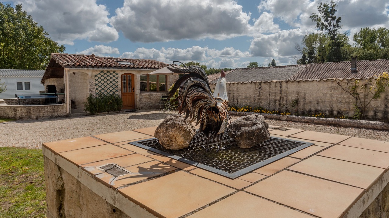 Photo of Outdoor in Mortiers