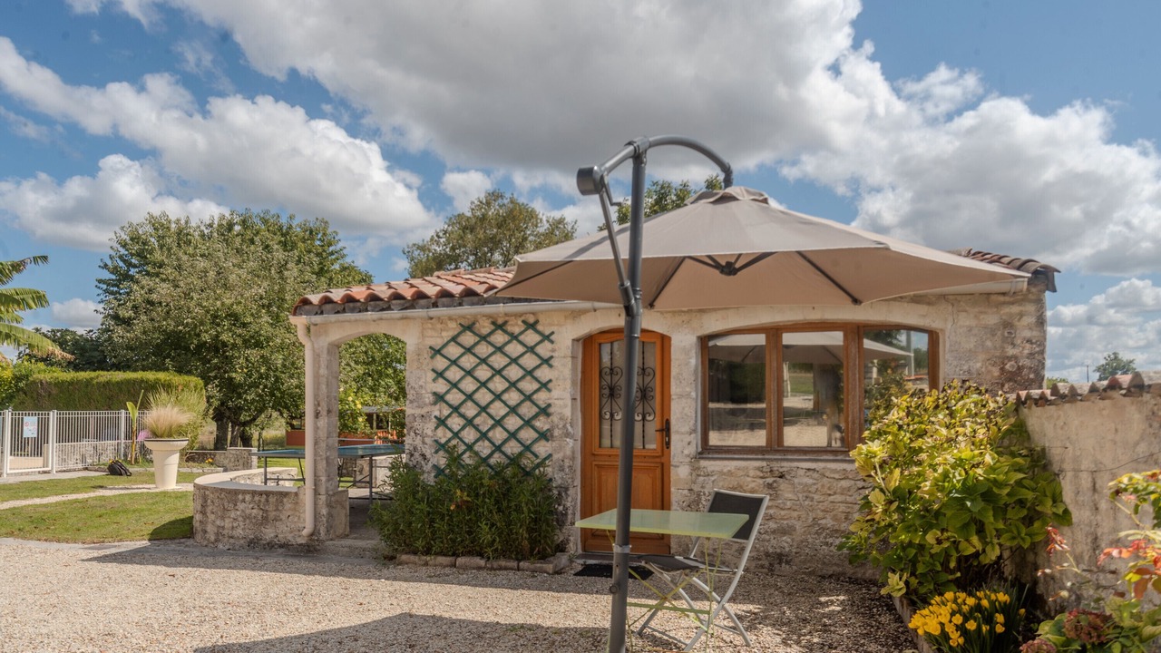 Photo of Outdoor in Mortiers