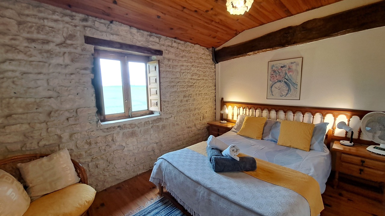 Photo of Bedroom in Saint-Pierre-de-Juillers