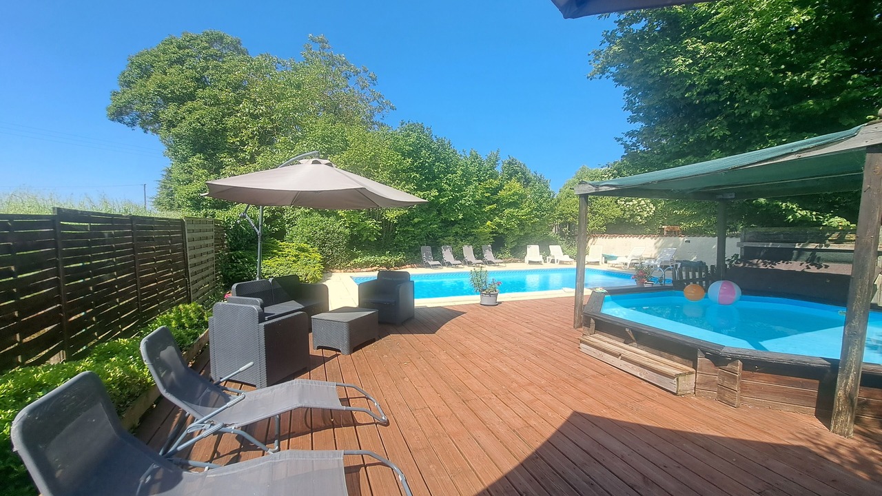 Photo of Outdoor in Saint-Pierre-de-Juillers