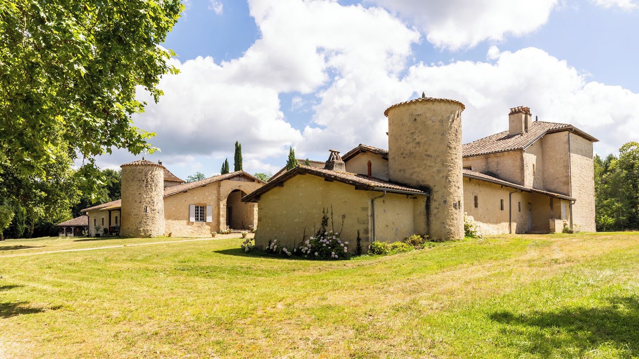 Photo of Outdoor in Pompejac