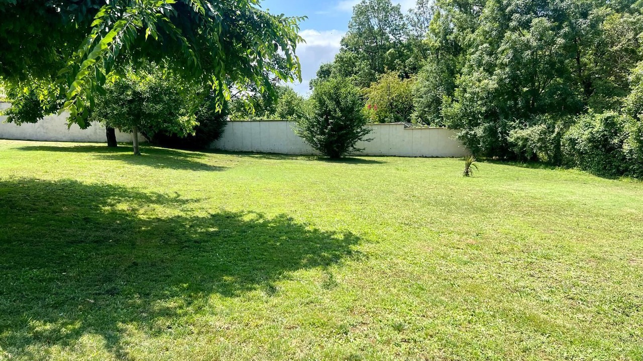 Photo of Outdoor in Soubise
