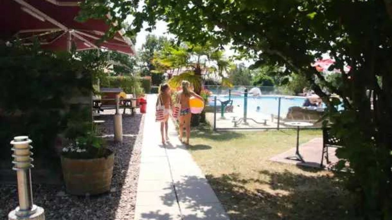 Photo of Outdoor in Devillac