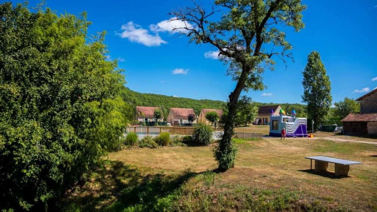 Photo of Outdoor in Le Change