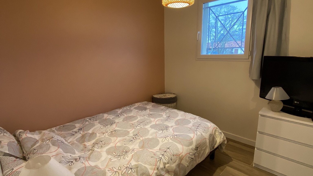 Photo of Bedroom in Leognan