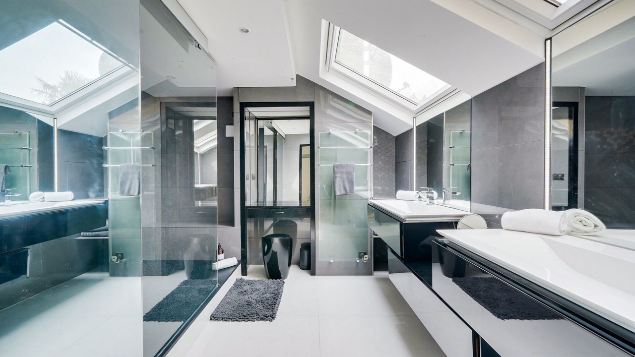 Photo of Bathroom in Bouliac