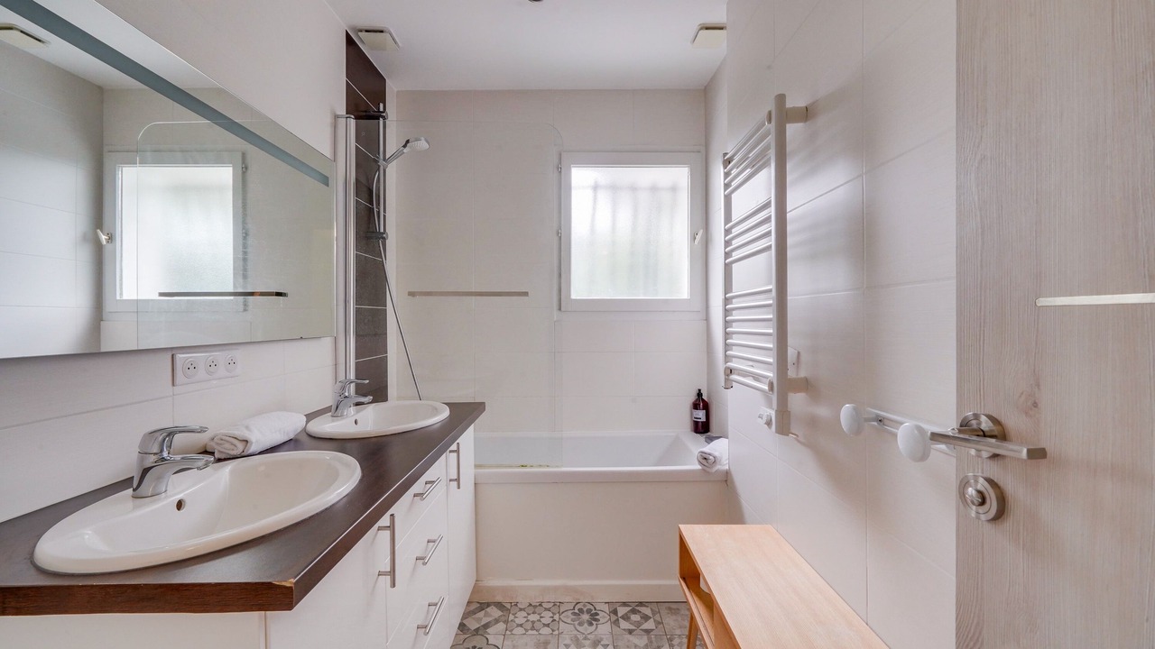 Photo of Bathroom in Bouliac