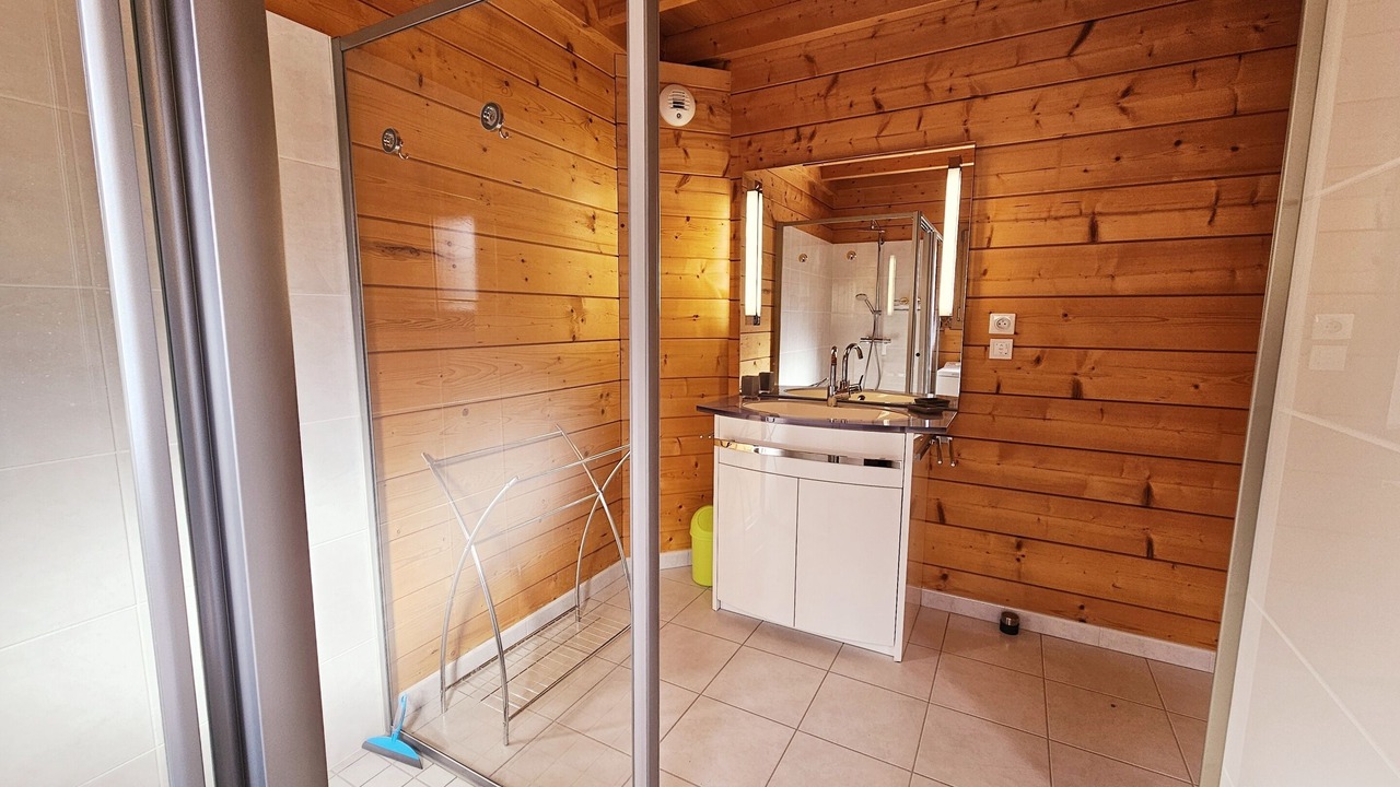 Photo of Bathroom in Bonneuil